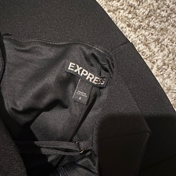 Express lack mid length dress with Lace Detail - Picture 5 of 5